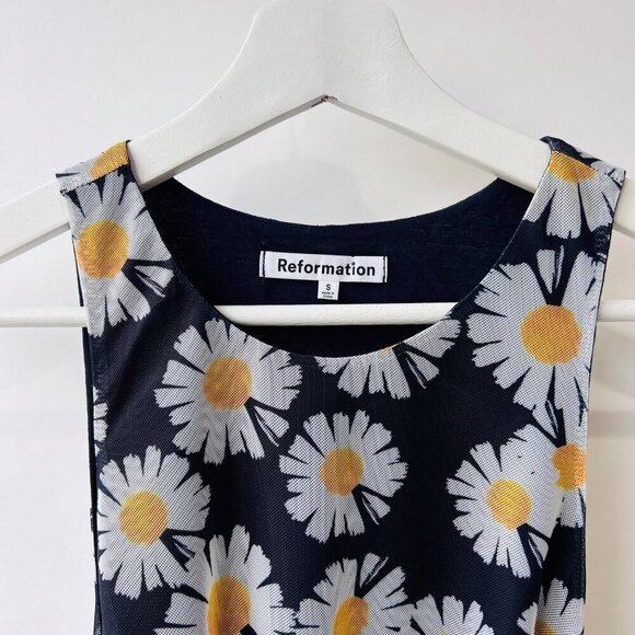 Reformation Tiel knit dress in Desert Daisy, Navy/ white, Size S - Picture 6 of 7